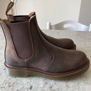 Dr Martens 2976 CRAZY HORSE LEATHER CHELSEA BOOTS